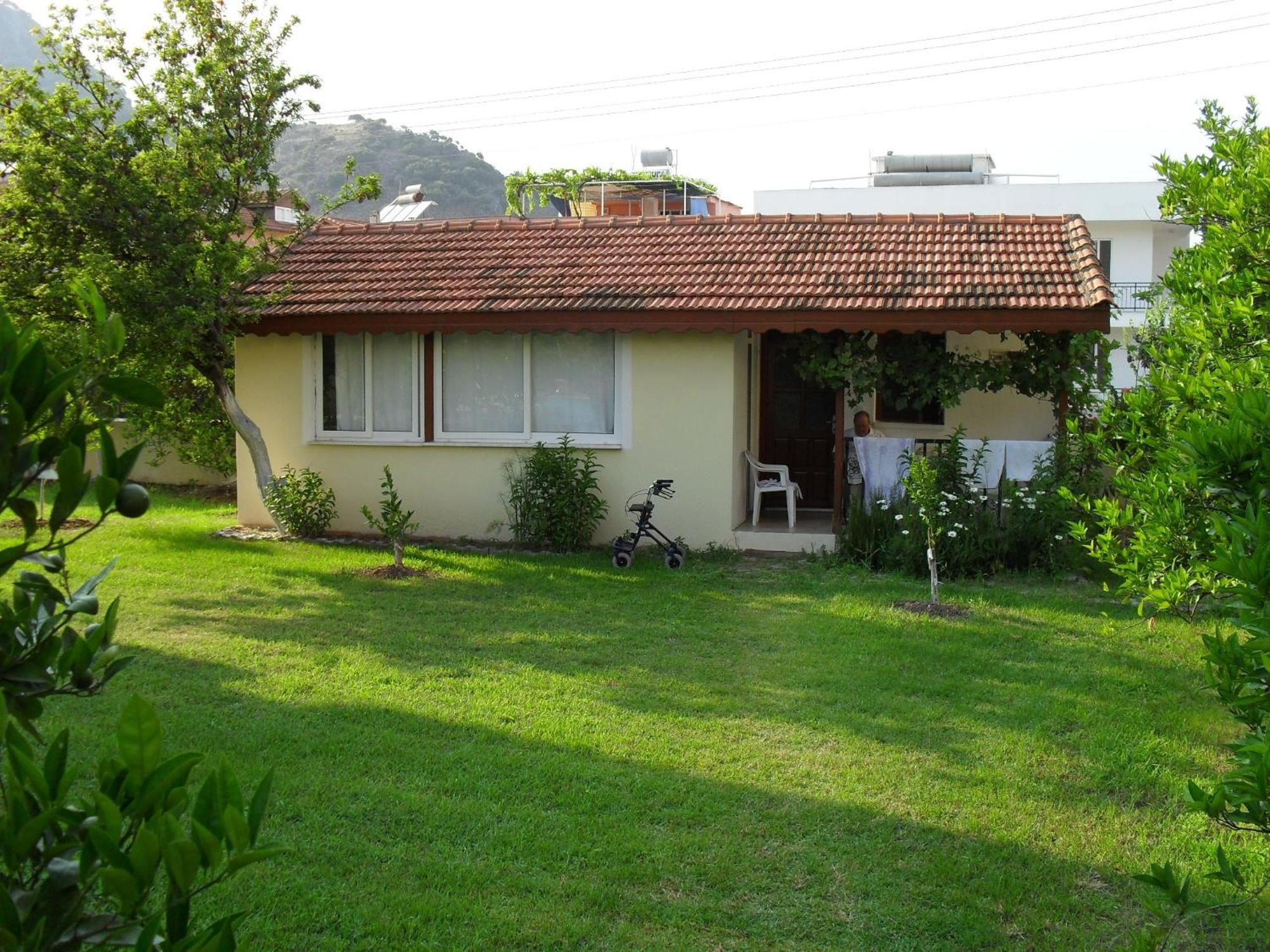 Villa Ozalp Apartments Далян Екстериор снимка