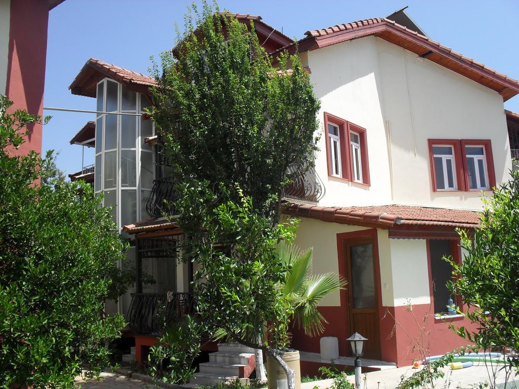 Villa Ozalp Apartments Далян Екстериор снимка